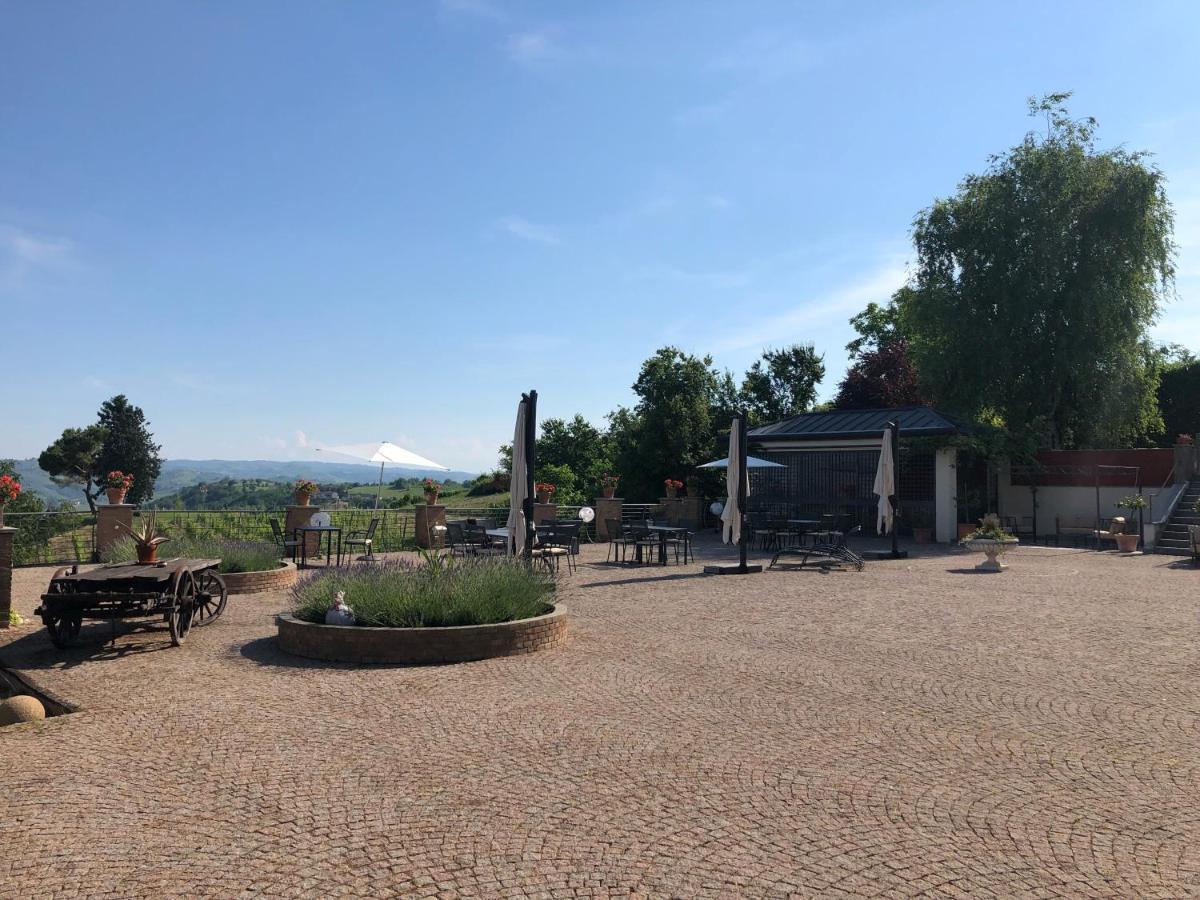 Cascina San Michele Bed and Breakfast Costigliole d'Asti Exterior foto