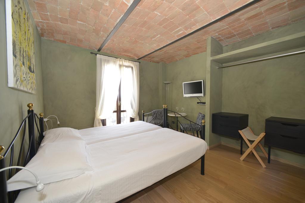 Cascina San Michele Bed and Breakfast Costigliole d'Asti Habitación foto
