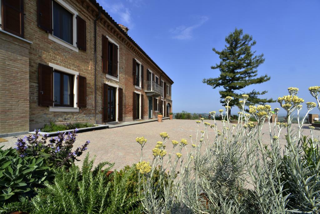 Cascina San Michele Bed and Breakfast Costigliole d'Asti Exterior foto